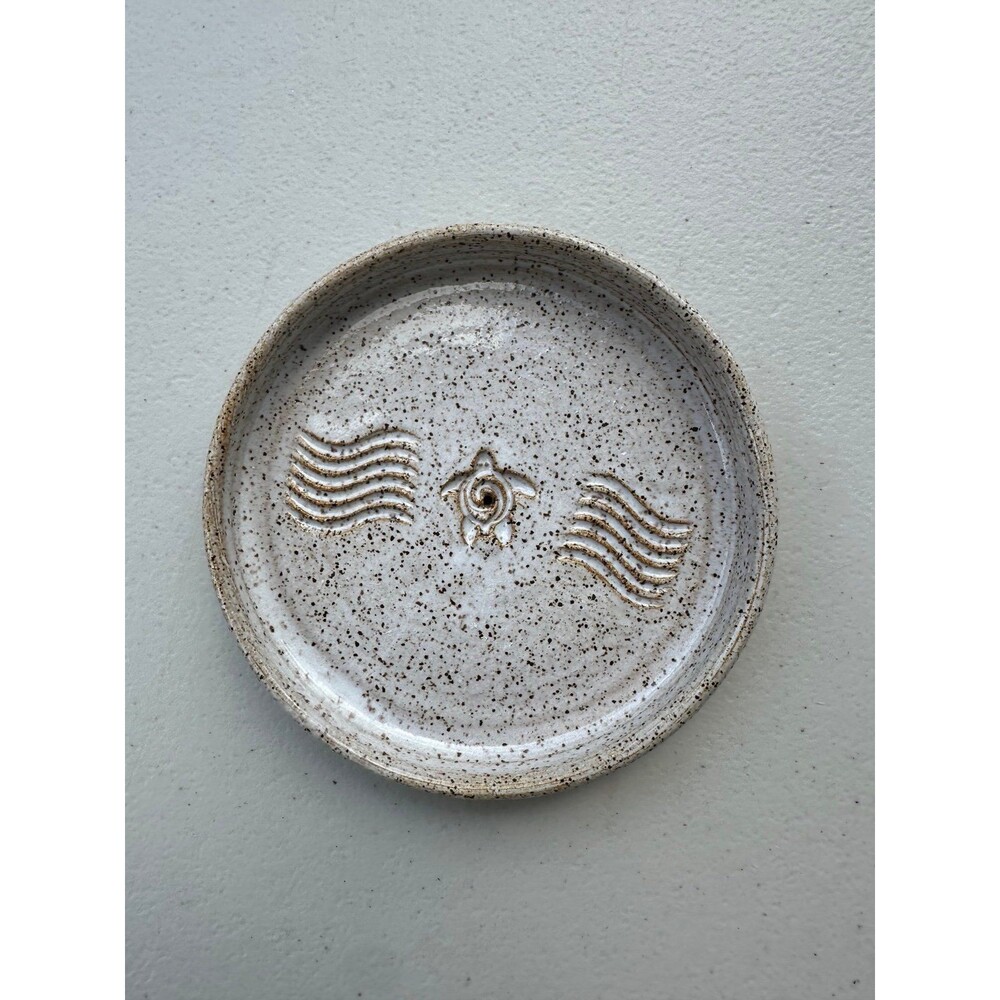 Signed Hawaiian Inspired Nalu Wave Honu Turtle Studio Pottery Trinket Dish